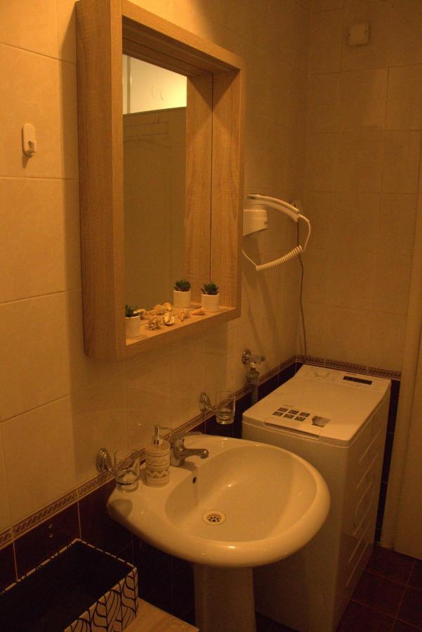 Novi Sad Apartman Tenigo Экстерьер фото