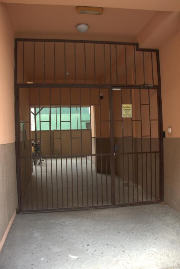 Novi Sad Apartman Tenigo Экстерьер фото