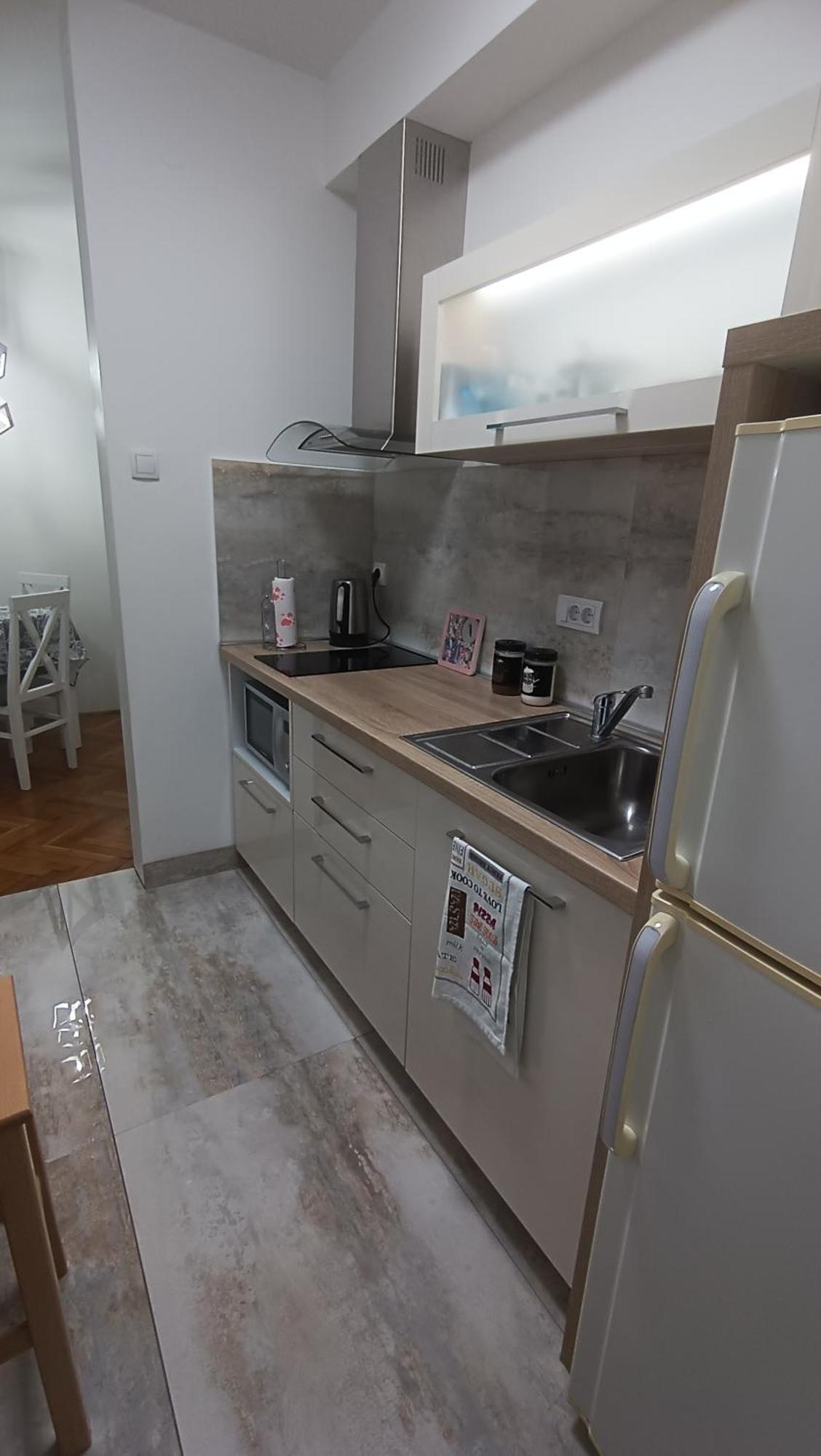 Novi Sad Apartman Tenigo Экстерьер фото